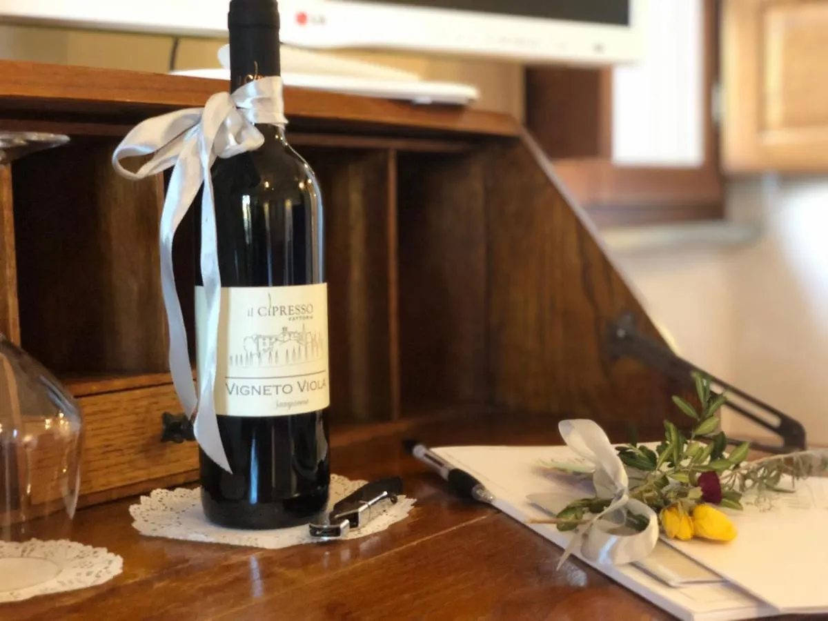 مزرعة للإقامة La Cantina Relais - Fattoria Il Cipresso أريتسو إيطاليا